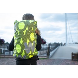 Bag Cover Chipka Yellow 30-35L - Waterdichte rugzakhoes Bag Cover Chipka Yellow 30-35L - Waterdichte rugzakhoes